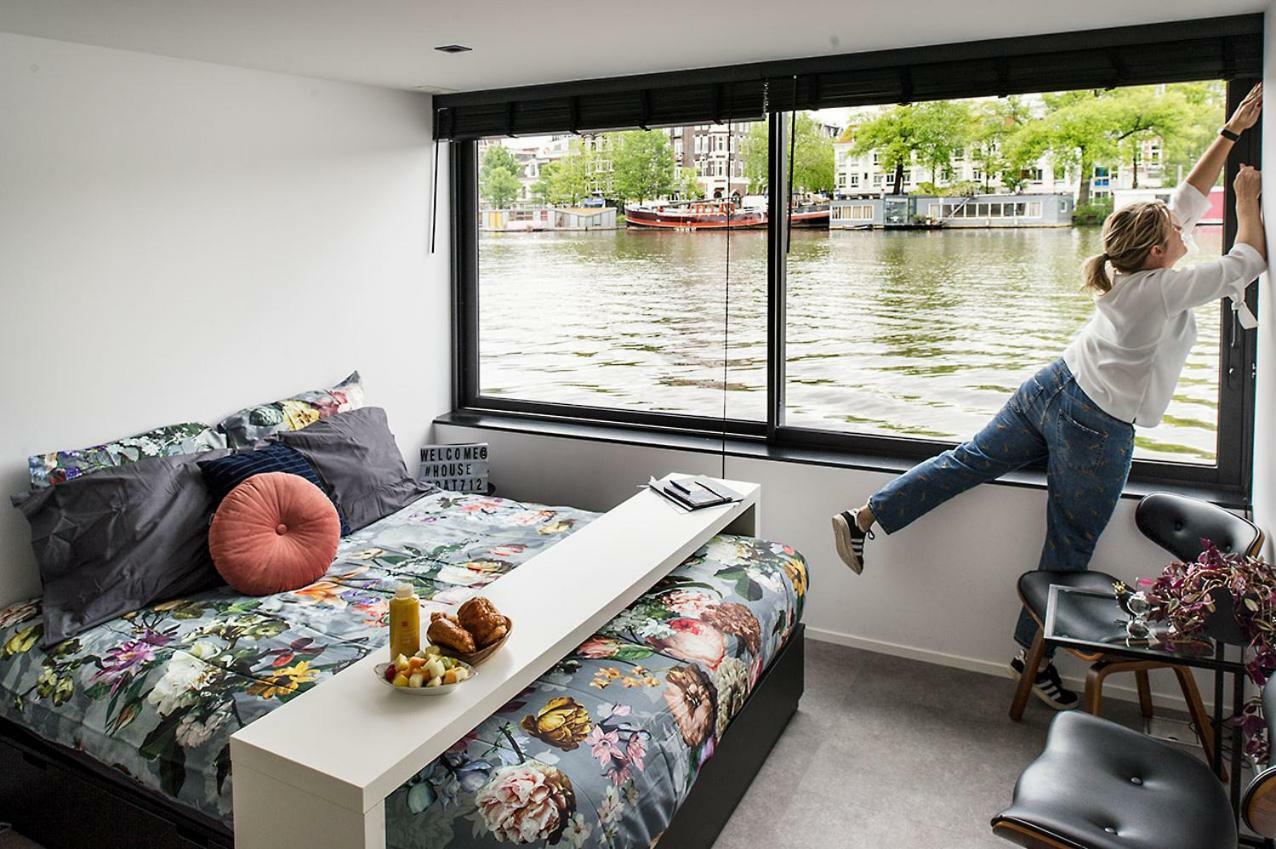 Houseboat Amsterdam - Room With A View Exteriör bild